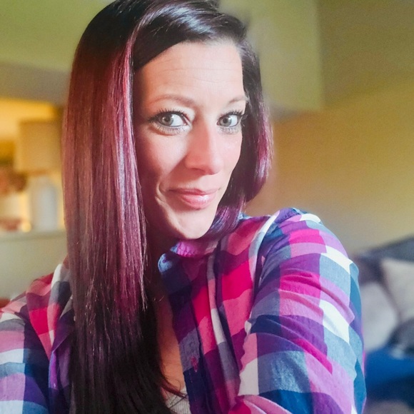 Meet your Posher, Katie - Picture 6 of 6